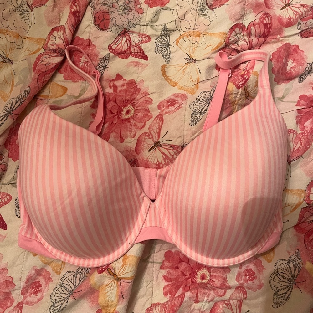 Victoria's Secret Pink Ribbed T-Shirt Bra